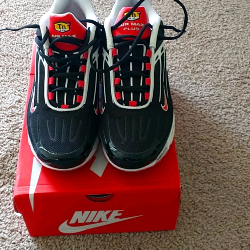 Men's shoes